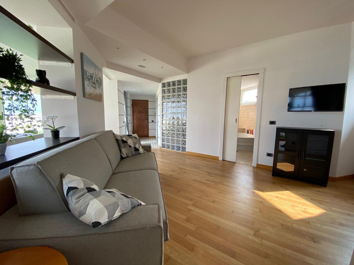 Attico With Big Terrace In Residence With Pool Valbrona Екстериор снимка